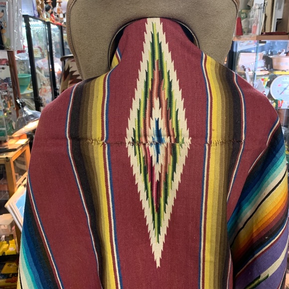 Vintage Mexican Saltillo Serape Poncho - Picture 3 of 4